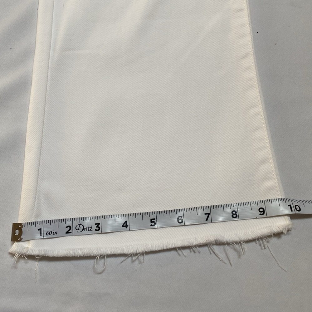 Habitual Women's Straight Frayed Wide Leg White Jeans Size 6 NWOT - Picture 8 of 14